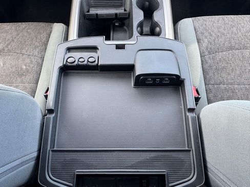 Used 2018 RAM 1500 SLT image 20