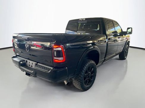 Used 2024 RAM 2500 Limited image 8