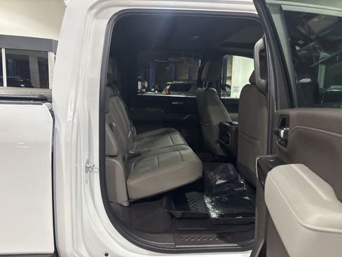 Used 2022 Chevrolet Silverado 2500 LTZ w/ LTZ Convenience Package AWD/4WD image 34