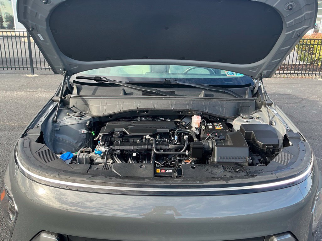 Certified 2025 Hyundai Kona SEL AWD/4WD image 29