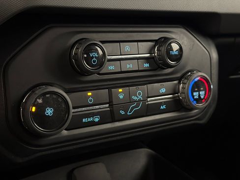 Used 2023 Ford Bronco 2-Door w/ Sasquatch Package image 23