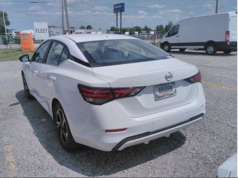 Used 2024 Nissan Sentra SV w/ All-Weather Package FWD image 4