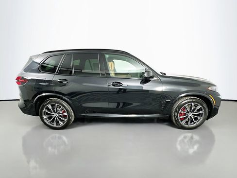 New 2026 BMW X5 xDrive50e w/ M Sport Package AWD/4WD image 4