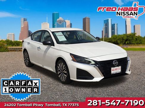 Used 2025 Nissan Altima 2.5 SV FWD image 1