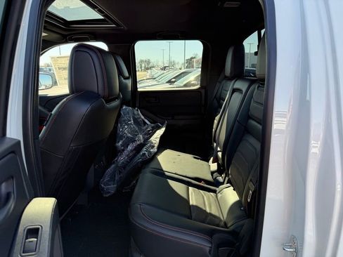 New 2026 Nissan Frontier PRO-4X w/ Pro Premium Package AWD/4WD image 17
