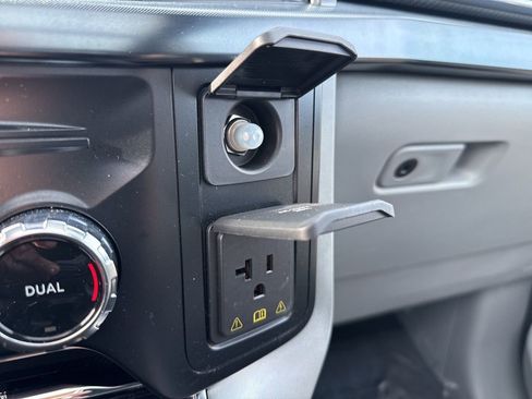 Certified 2023 Ford F150 Limited image 36