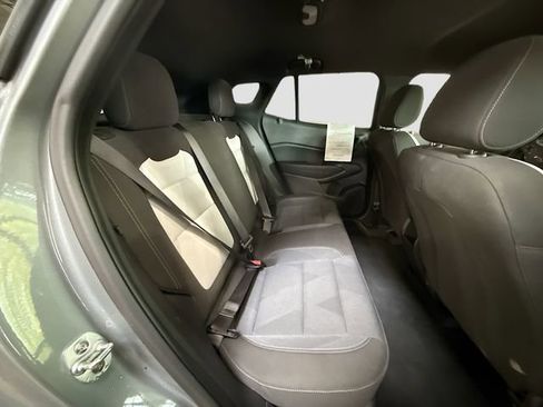 Used 2024 Chevrolet Trax RS FWD image 26