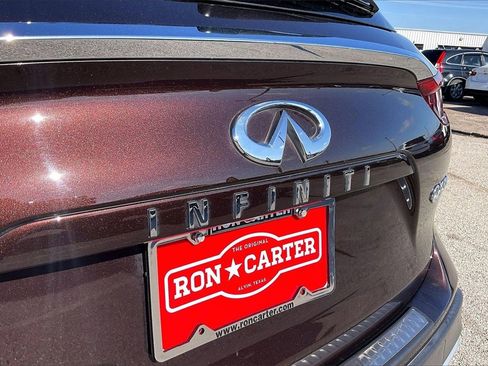 Used 2021 INFINITI QX50 Essential image 27