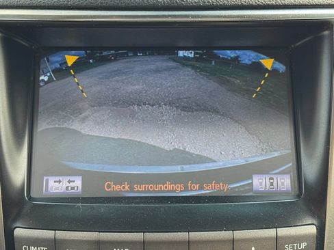 Used 2014 Lexus LX 570 4WD image 22