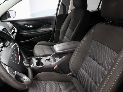 Used 2024 GMC Terrain SLE FWD image 23