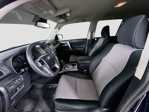 Certified 2024 Toyota 4Runner SR5 AWD/4WD image 22