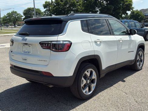 Used 2021 Jeep Compass Limited w/ Sun and Sound Group image 3