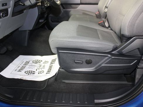 Certified 2025 Ford F150 XLT w/ Equipment Group 301A Standard image 9