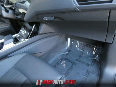 Used 2021 Audi e-tron Premium w/ Convenience Plus Package AWD/4WD image 32
