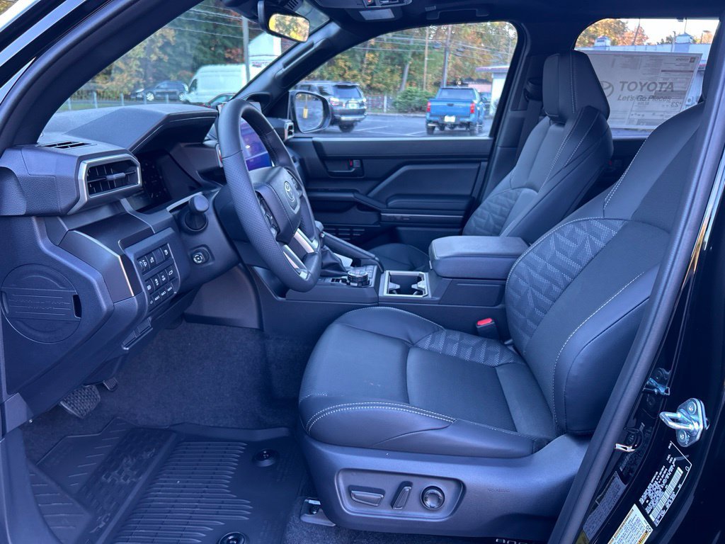 New 2026 Toyota 4Runner TRD Off-Road Premium AWD/4WD image 9