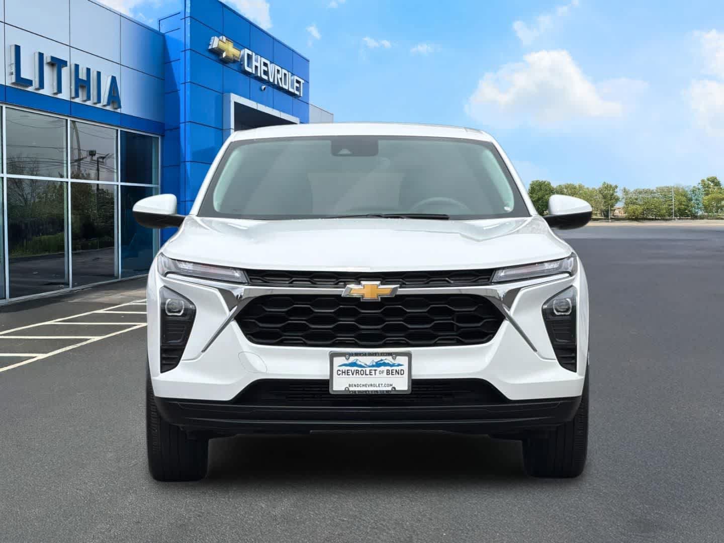 Used 2024 Chevrolet Trax LS w/ LS Convenience Package FWD image 10