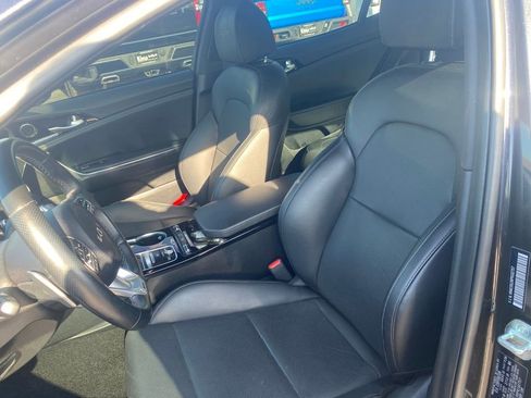 Certified 2023 Kia Stinger GT-Line image 20