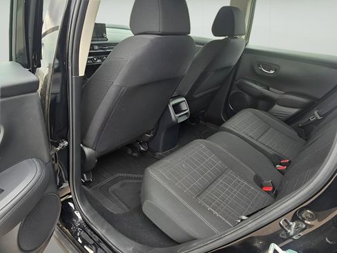 Used 2025 Honda HR-V LX image 26