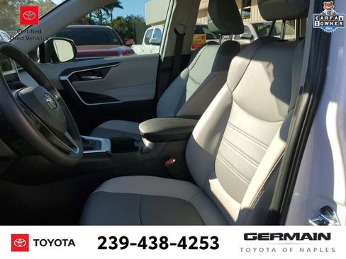 Used 2025 Toyota RAV4 XLE Premium image 19
