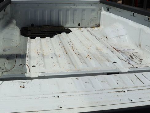 Used 2015 Nissan Frontier S image 25