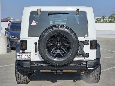 Used 2013 Jeep Wrangler Sahara image 15