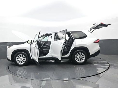 Used 2024 Toyota Grand Highlander XLE image 35