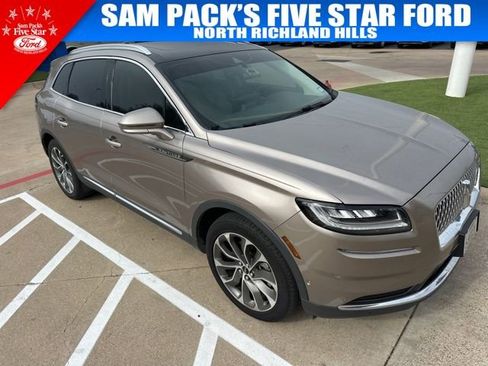 Used 2021 Lincoln Nautilus Reserve w/ Equipment Group 201A image 4