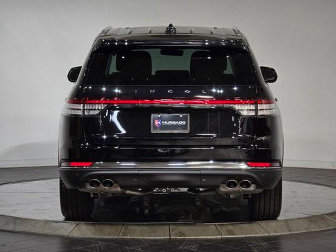 New 2026 Lincoln Aviator Reserve image 8