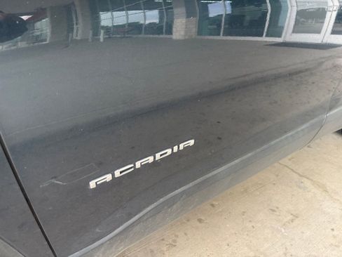 Used 2020 GMC Acadia SLT FWD image 4