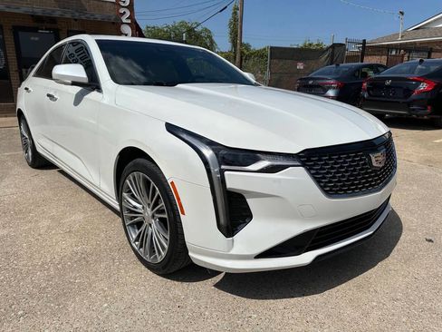 Used 2020 Cadillac CT4 Premium Luxury AWD/4WD image 4