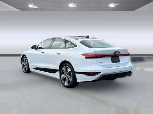 Used 2025 Audi A6 e-tron Premium Plus w/ Premium Plus RWD image 3