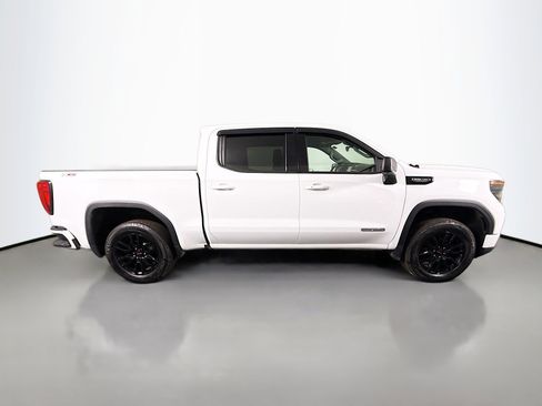 Used 2022 GMC Sierra 1500 Elevation w/ X31 Off-Road Package image 11