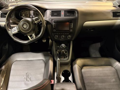 Used 2013 Volkswagen Jetta GLI Autobahn FWD image 11