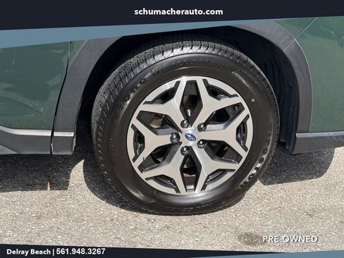 Certified 2023 Subaru Forester Premium AWD/4WD image 9