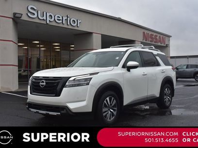 Used 2024 Nissan Pathfinder SL w/ Lighting Package (N92)