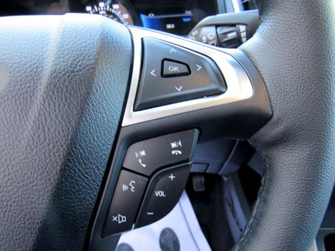 Used 2024 Ford Edge SEL w/ Convenience Package image 14