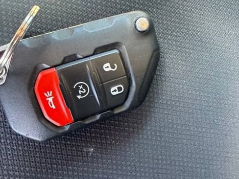 Used 2021 Jeep Wrangler Unlimited Sport AWD/4WD image 25