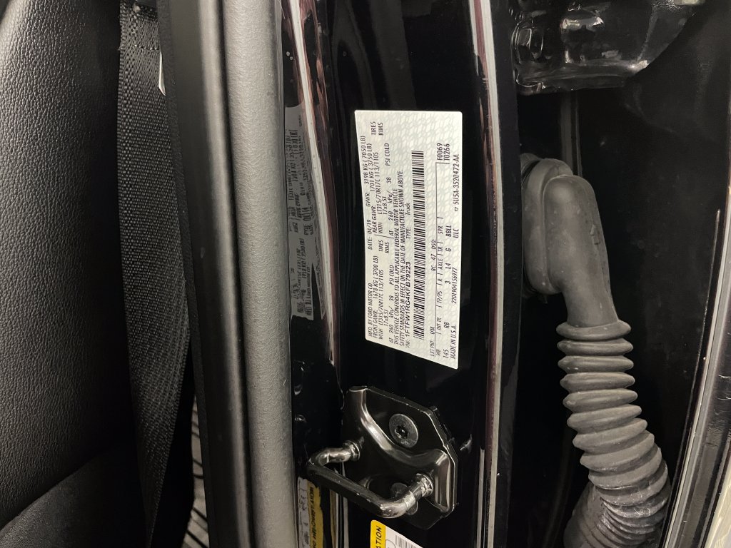 Used 2019 Ford F150 Raptor w/ Equipment Group 802A Luxury AWD/4WD image 37