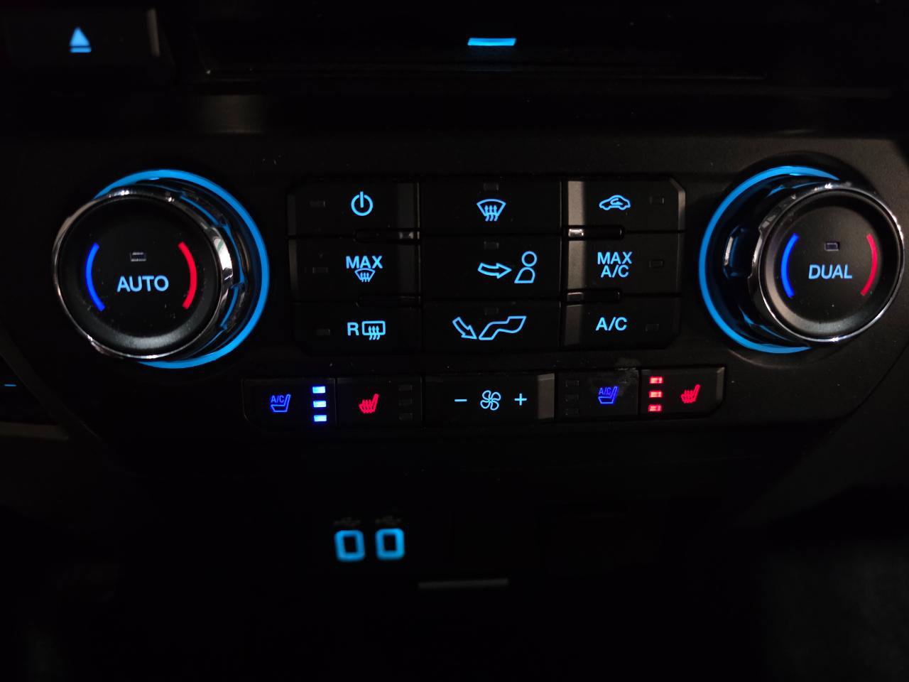 Used 2017 Ford F150 Lariat w/ Equipment Group 501A Mid AWD/4WD image 35