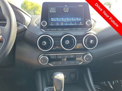 Used 2024 Nissan Sentra SV FWD image 15