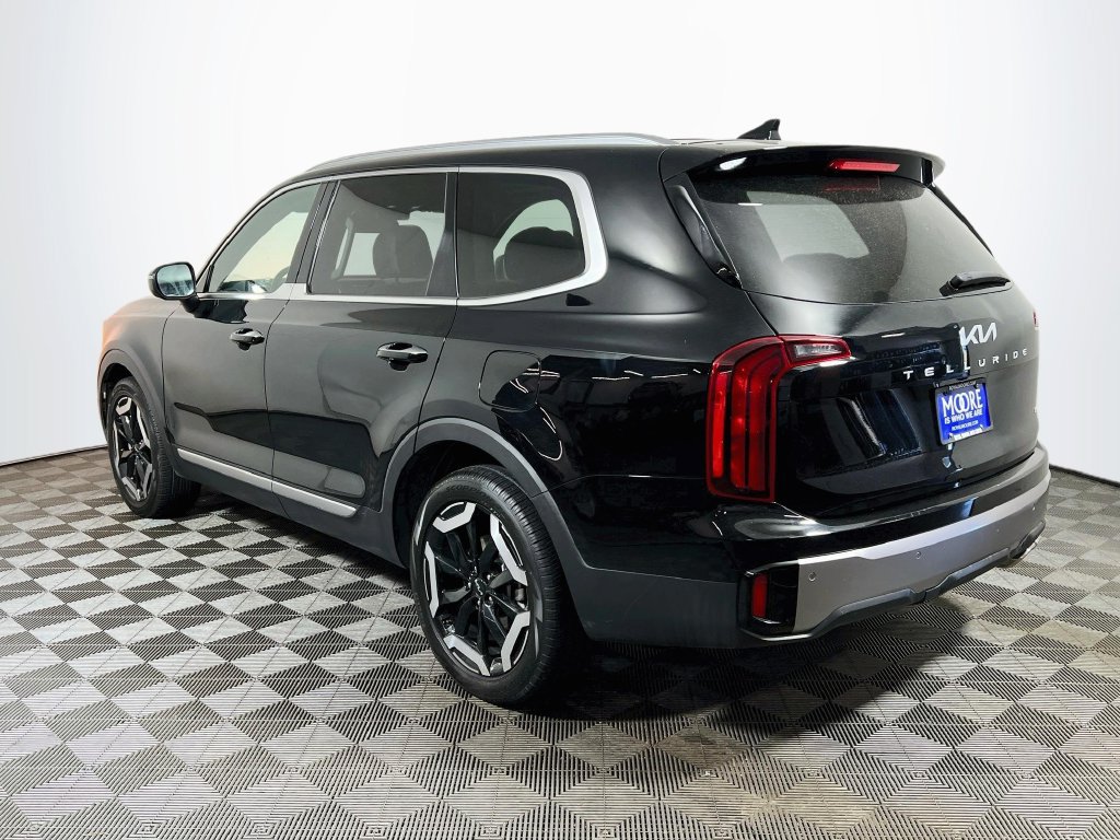 Used 2025 Kia Telluride S AWD/4WD image 5