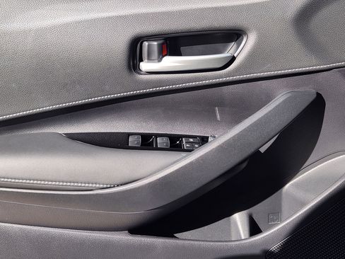 Used 2024 Toyota Corolla SE image 23