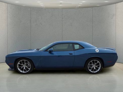 Used 2022 Dodge Challenger GT w/ Driver Convenience Group RWD image 9