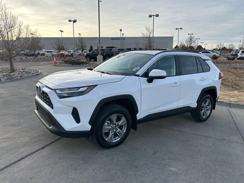 Used 2025 Toyota RAV4 XLE w/ Convenience Package image 3