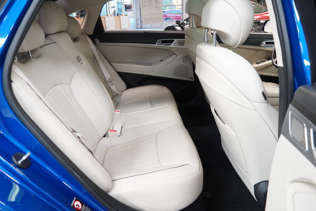 Used 2018 Genesis G80 5.0 Ultimate AWD/4WD image 31