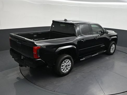Used 2025 Toyota Tacoma SR5 RWD image 20