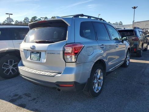 Used 2018 Subaru Forester 2.5i Touring image 9