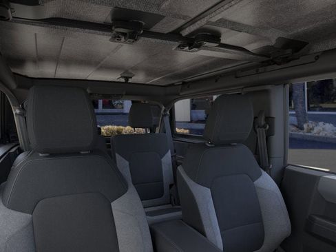 New 2025 Ford Bronco Base image 12