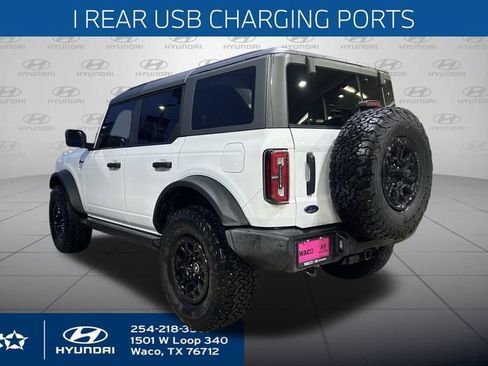 Used 2022 Ford Bronco Wildtrak image 12