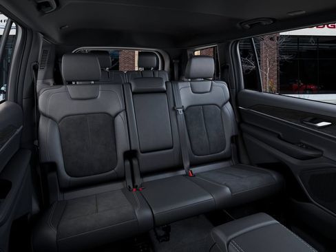 New 2026 Jeep Grand Cherokee L 4WD image 15